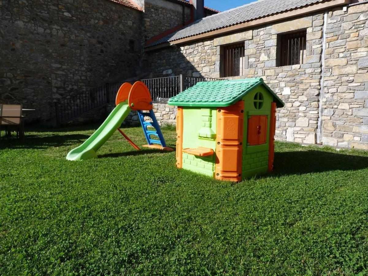 Apartamentos Puerta De Ordesa Laspuna Екстер'єр фото