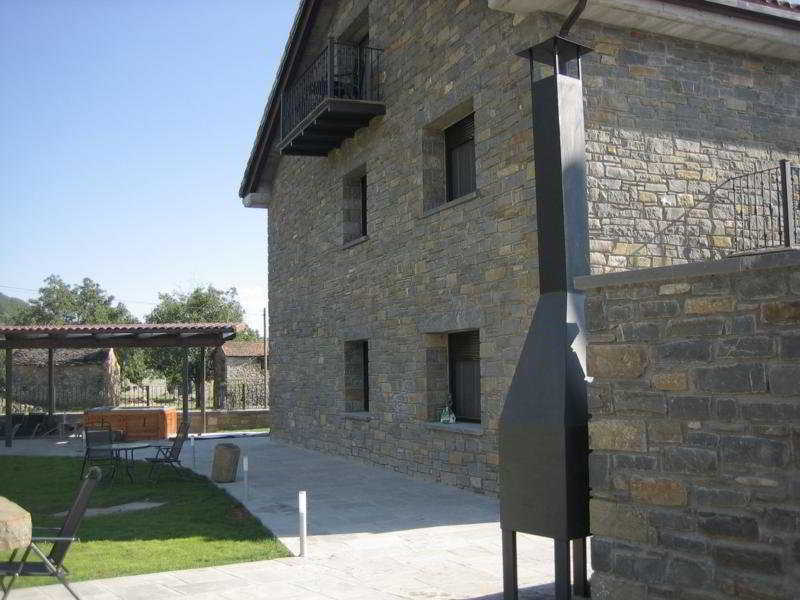 Apartamentos Puerta De Ordesa Laspuna Екстер'єр фото